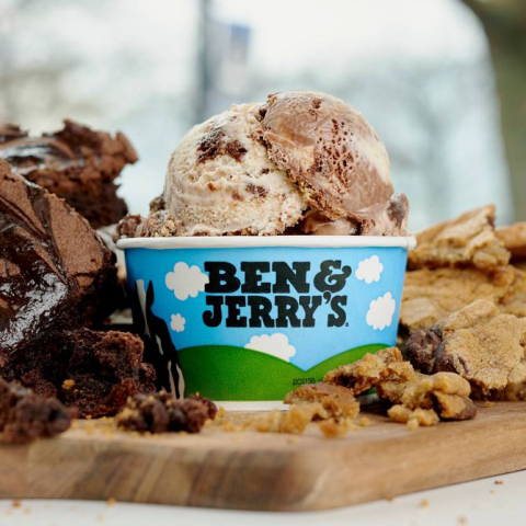 Ben &amp; Jerry’s inaugura com distribuição gratuita de sorvetes