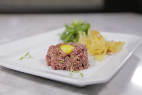 Steak tartare do chef Ivan Lopes