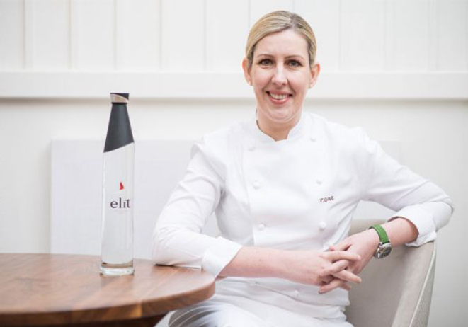 Clare Smyth, eleita melhor chef mulher do mundo pela premiação britânica 50 Melhores Restaurantes. Foto: Reprodução/The 50 Best