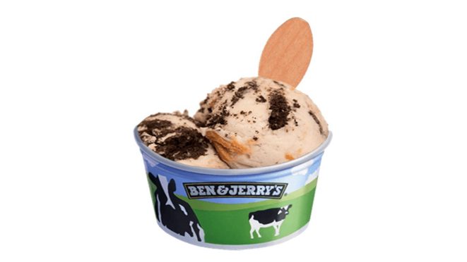 Peanut Butter &amp; Cookies: sorvete à base de amêndoas sabor baunilha com cookie sabor chocolate e calda de pasta de amendoim. Foto: Divulgação<br>