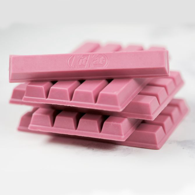 Kitkat lança o primeiro chocolate naturalmente rosa no Brasil. Foto: Divulgação