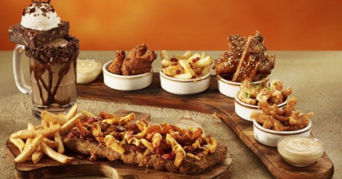 Outback lança combo de aperitivos favoritos servido em um bumerangue