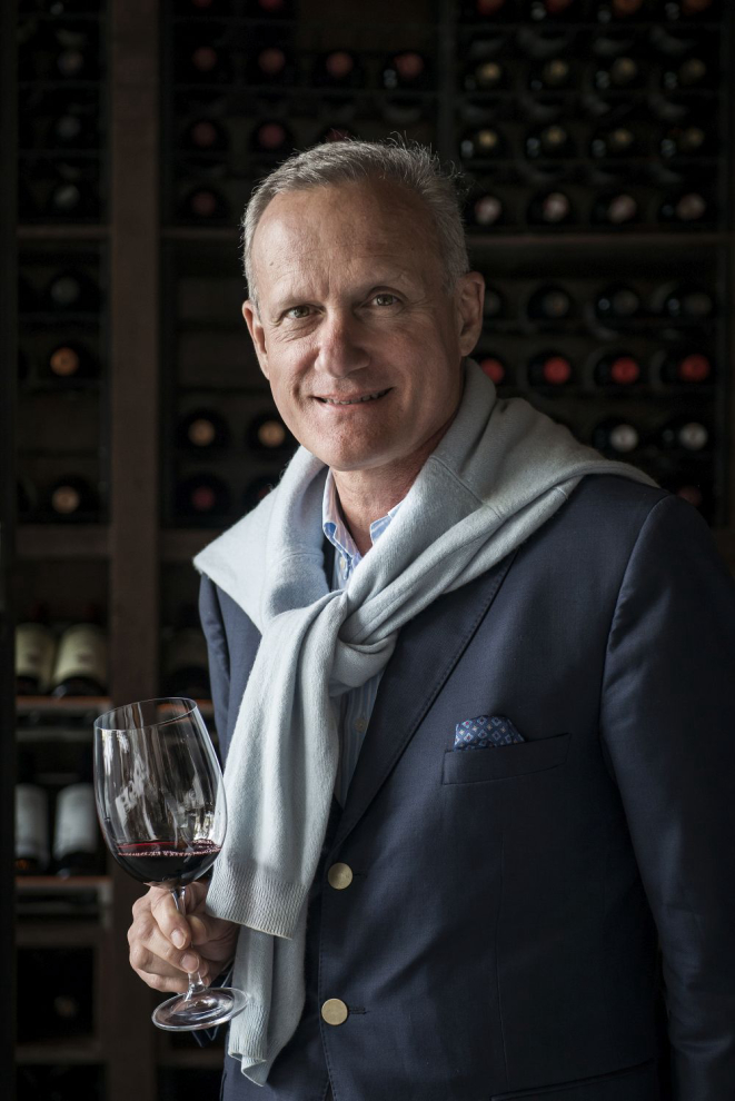 François Nony, dono do Château Sainte Caronne-Gemme e do Château Labat, em Bordeaux. Foto: Letícia Akemi/Gazeta do Povo.