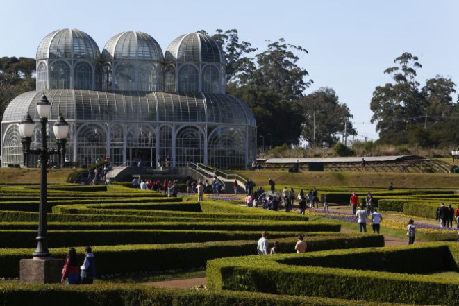 O Jardim Botânico tem um valor maior por ter mais movimento. Foto: Aniele Nascimento/ Gazeta do Povo