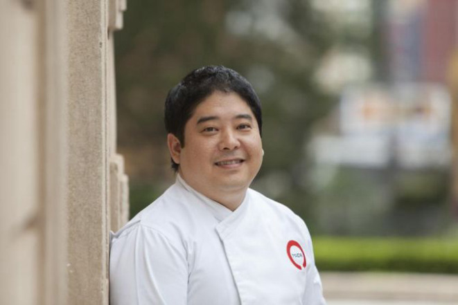 Chef Mitsuharu Tsumura. Foto: Fernando Zequinão/Gazeta do Povo