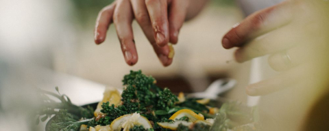 Nem todo cozinheiro é chef e veteranos de profissão explicam o porquê