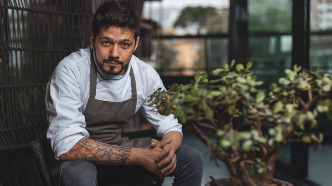 Lênin Palhano, Chef 5 Estrelas do Prêmio Bom Gourmet, apostando em sabor e criatividade no seu menu executivo. 