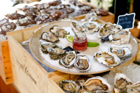 Sábado de Oyster Bar no K.Sa, para celebrar sabores do mar e o brilho do sol