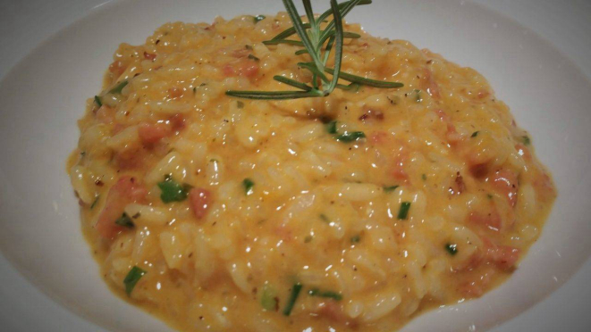 Risoto de linguicinha magra de lombo.