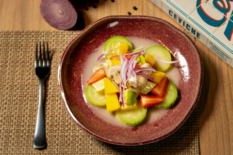 Happy hour com ceviches a R$ 39 por pessoa. E é beneficente