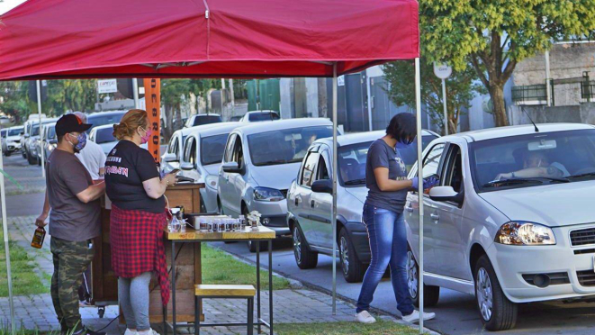 O Growler Day com Drive Thru da Bodebrown – Pega &amp; Vaza - acontece neste fim de semana, com cinco rótulos de cerveja selecionados. 