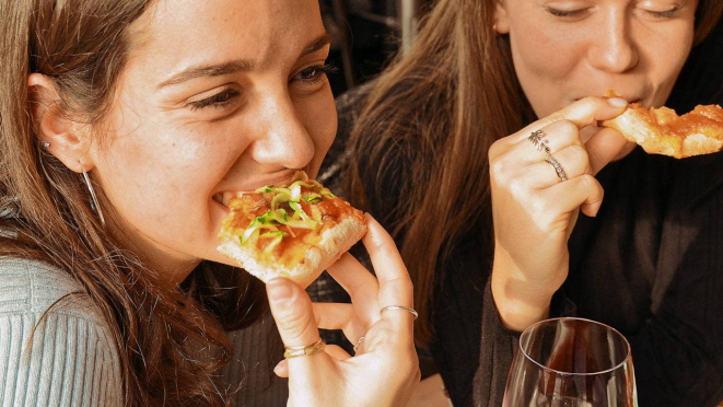 A pizzaria Melloo, em Florença, desde junho adotou o Vinyl Coin, pagamento com disco de vinil  