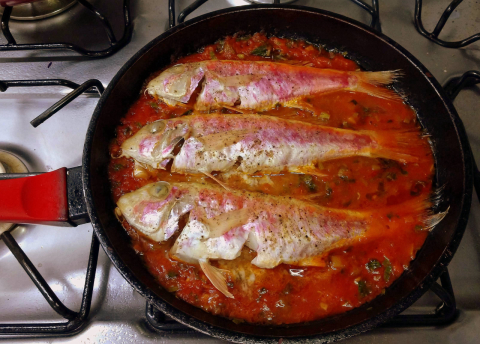 Uma deliciosa receita com o peixe trilha, custando menos de R$ 20. E para duas pessoas