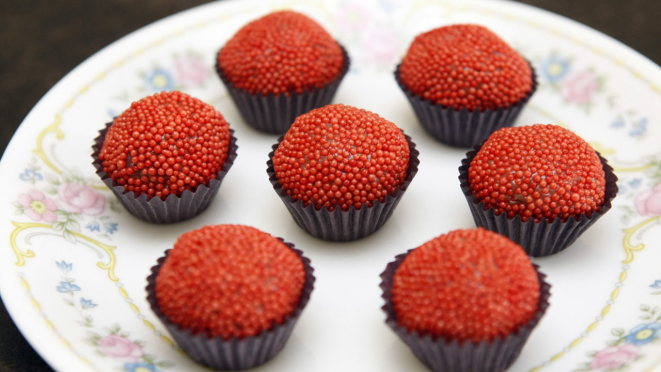 Brigadeiro tradicional. Foto: Daniel Castellano/Arquivo/Gazeta do Povo