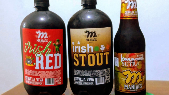 As cervejas da Maniacs que chegaram para harmonizar meu jantar irlandês em homenagem a Saint Patrick.