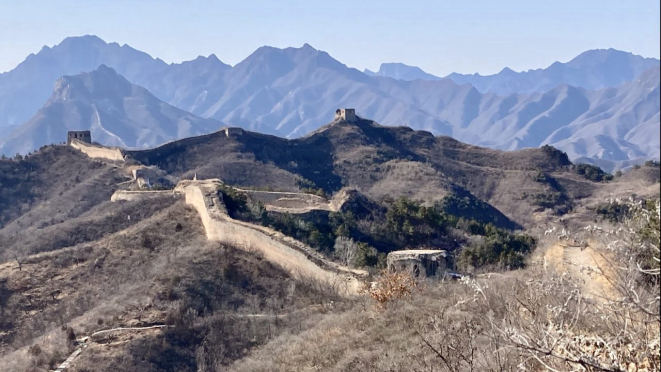 Grande Muralha da China, cartão postal e uma das 7 Maravilhas do Mundo construídas pelo homem