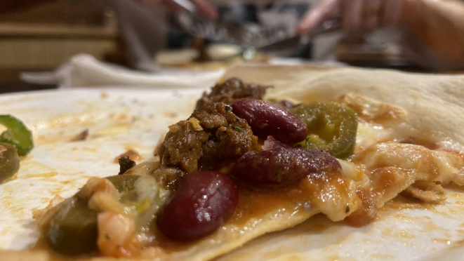 Sim! Sim! para todas, até para a combinação inusitada de molho de tomate, carne, feijão e chili... mais sorte que juízo, mas que a boca adormeceu na hora, adormeceu