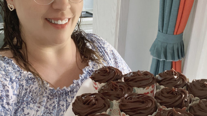 Rebecca com suas delicias, com suas mesas de festa nos tira suspiros, nos faz salivar. 