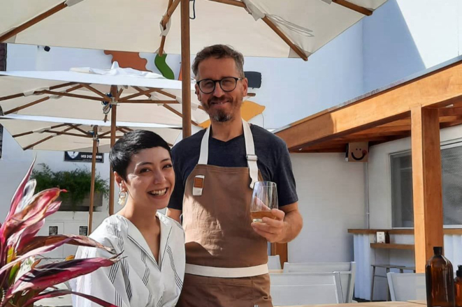 Yasmin Taketani e Erich Zelazowski. Parceria perfeita, na vida pessoal e na Pasta Basta. 