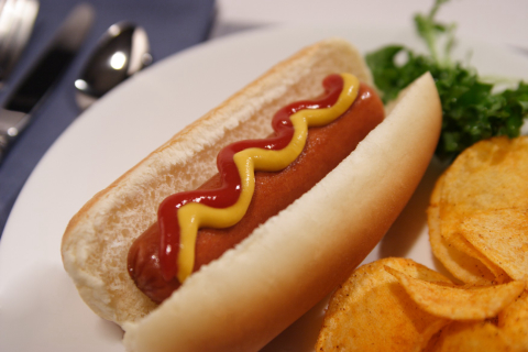 Um lanche democrático: descubra maneiras diferentes de preparar cachorro-quente