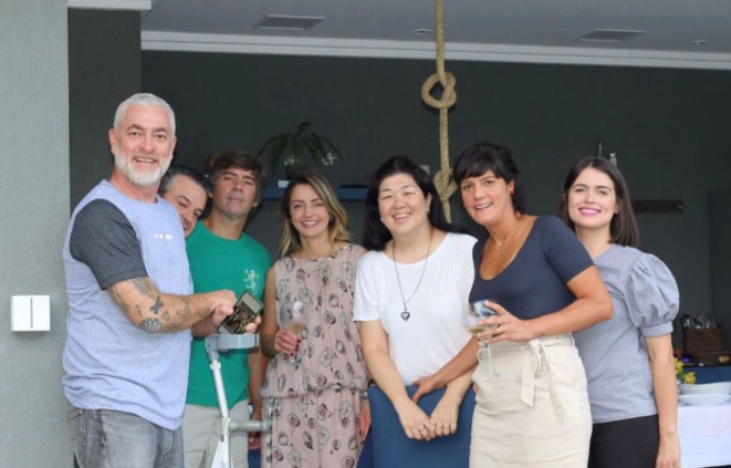 Alex Atalafoi recebido na casa de Manu Buffara, na RMC. Foto: Reprodução/Instagram