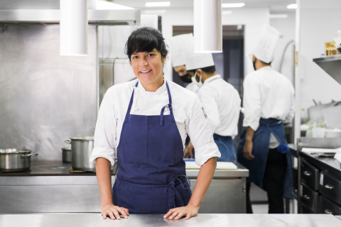 Manu Buffara salta entre os melhores chefs do mundo, veja homenagens