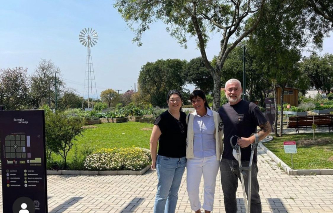 Andreia Ushida, Manu Buffara e Alex Atala. O chef é amigo e um admirador assumido do trabalho de Manu.