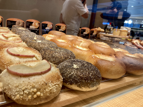 Desbravando mundos, você chega à fantástica terra dos bagels