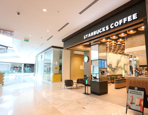 Starbucks do Pátio Batel abre as portas nesta segunda (21)