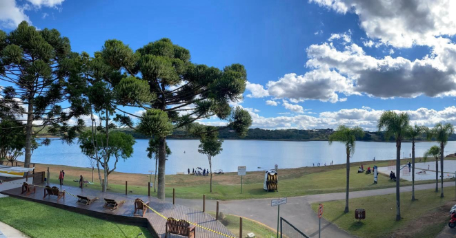 A beleza do lago do Parque Passaúna e de seu entorno. Para ser curtido o dia inteiro. 