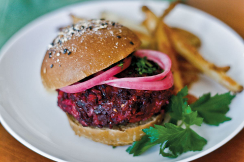 No Dia Mundial sem Carne, hambúrguer vegetariano para todos