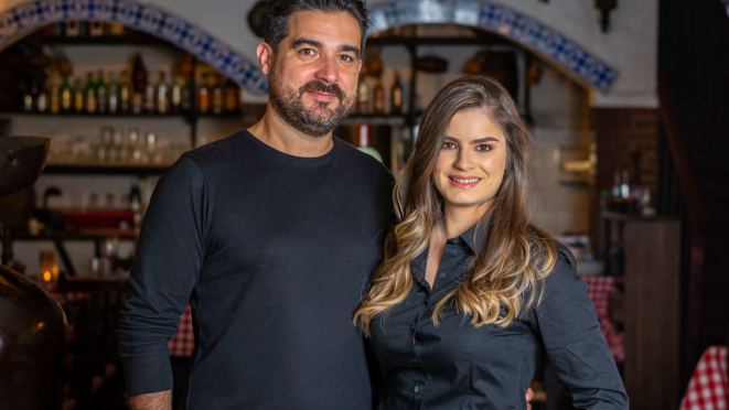 Márcio Borges e sua esposa, Thayana Hey, desde o ano passado os novos proprietários do Baviera. 