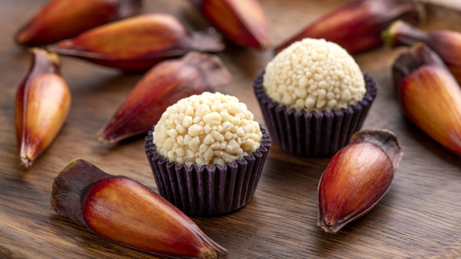 Brigadeiro de pinhão: preparo é tradicional nos invernos da doceria O Famoso Brigadeiro. 