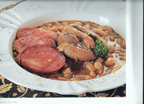 Sopa de cebola e Cassoulet, estrelas do jantar harmonizado do L’Épicerie