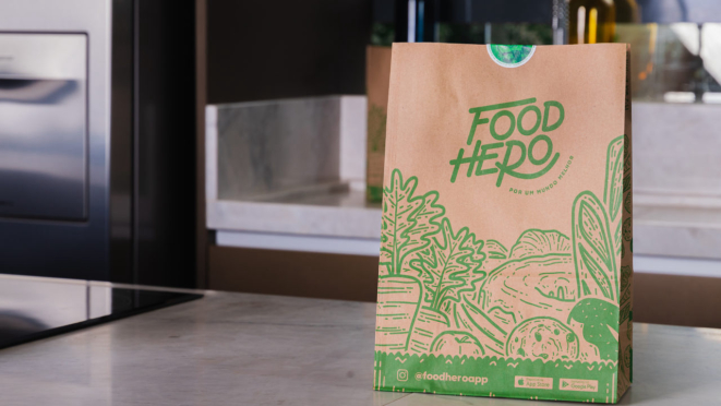 No pacote surpresa da FoodHero, o cliente descobre o que vai comer somente na hora da refeição. 
