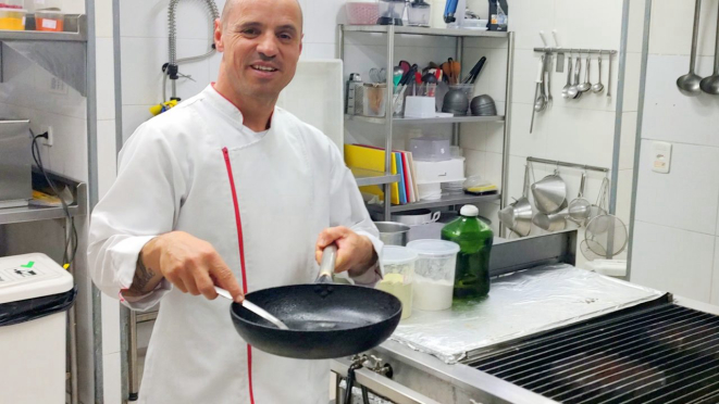Maurício Farias, o chef do Euro Bistrô, foi quem elaborou todo o menu em cinco etapas para o jantar harmonizado de sexta. 