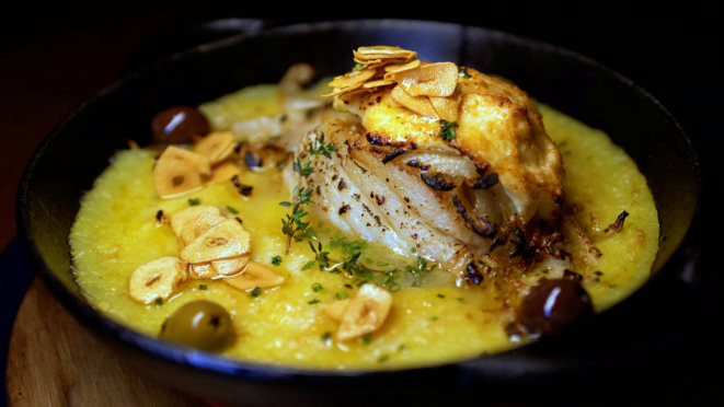 Bacalhau à Zé do Pipo, sempre uma preferência entre os apreciadores. 