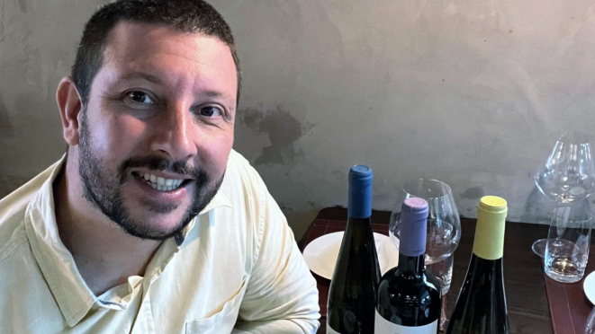 Camilo Lima, embaixador da Covelo no Brasil, vai apresentar os vinhos da noite. 