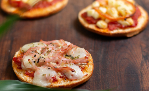 Deliciosa praticidade: receita de minipizza da Romanha para um jantar descomplicado