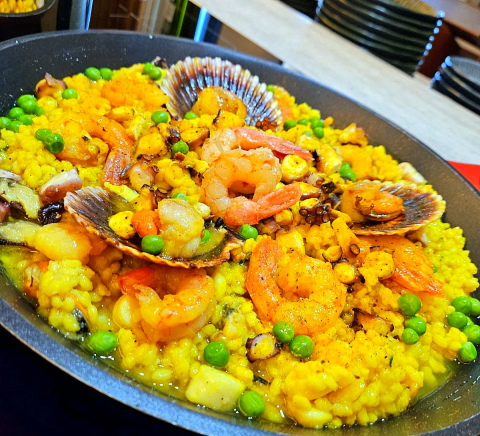 Paella beneficente e pratos da Taberna do Eliseu em super evento da Hípica