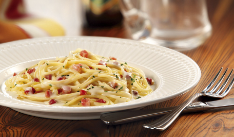 Para começar bem a semana; saiba como preparar capellini à carbonara