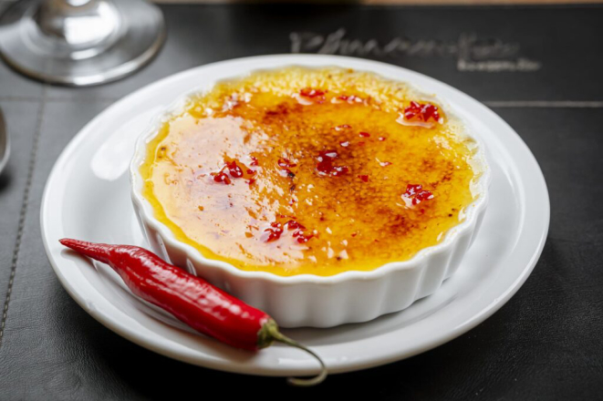 Crème Brûlée Pimenta, do Pimenta Brasserie. Foto: Priscilla Fiedler.