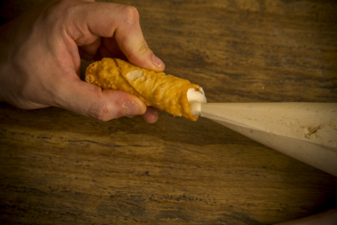 O cannoli com ricota. Foto: Marcos Campos