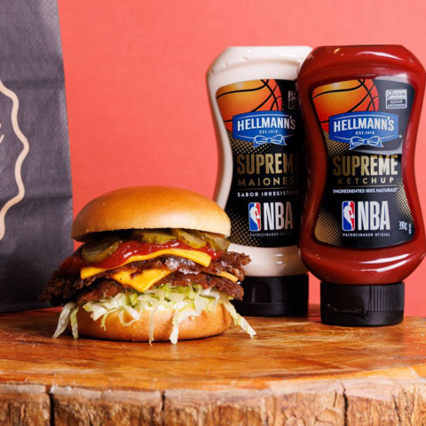 Burguer Bar - Juvevê no CWBurguer: All Star Burger e Mamma Mia Burger