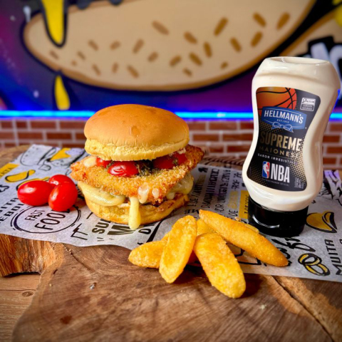 Herys Burger no CWBurguer 2026 - Amore Mio e Herys Mexicano