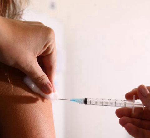Vacinação contra HPV sem relação com sexo inseguro