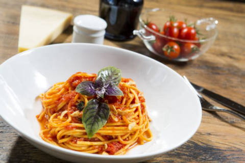 Spaghetti al pomodoro