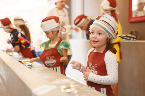Quer ensinar seu filho a fazer pizza?
