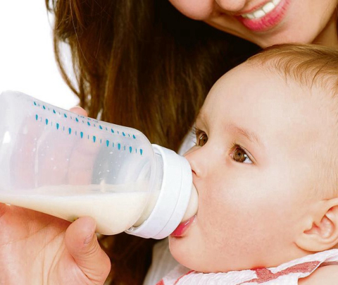 O beabá das mamadeiras que toda mamãe precisa saber