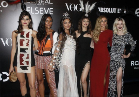 Confira os looks ousados do Baile da Vogue